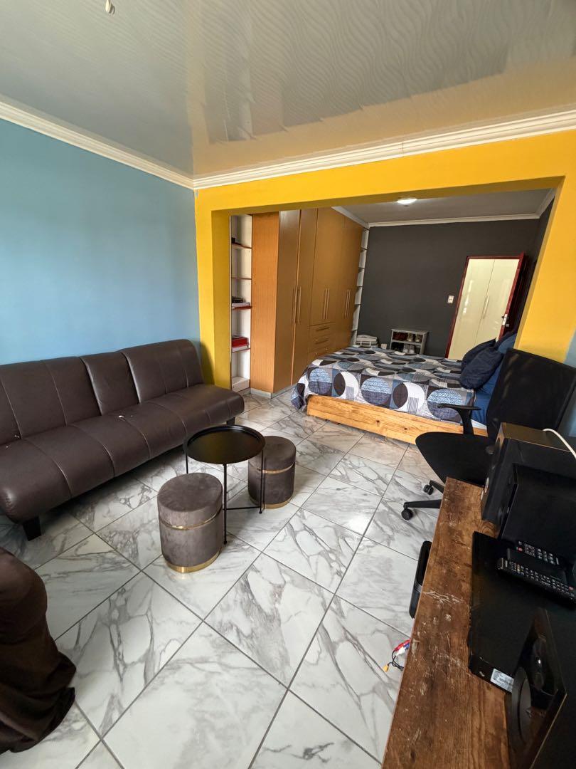 5 Bedroom Property for Sale in Elim Western Cape